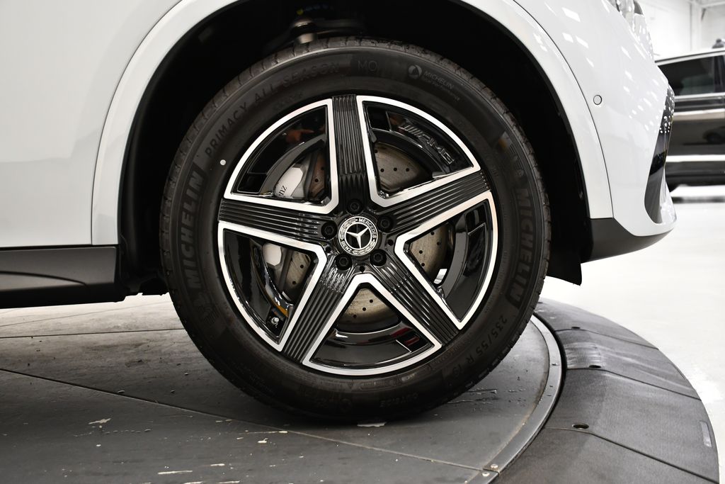 Thumbnail: 2026 Mercedes-Benz GLC - 16