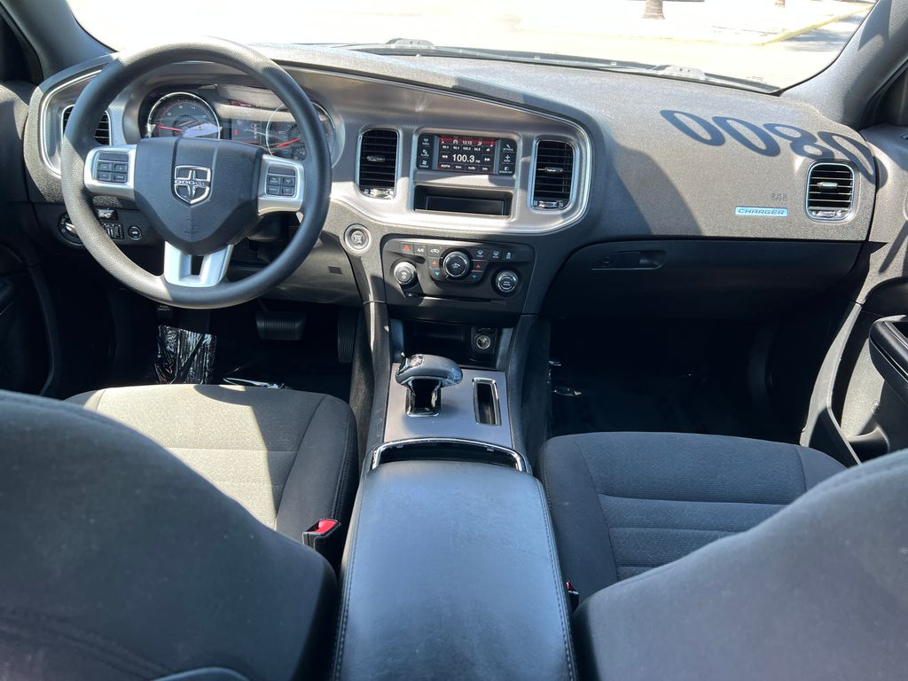 2012 Dodge Charger SE 25