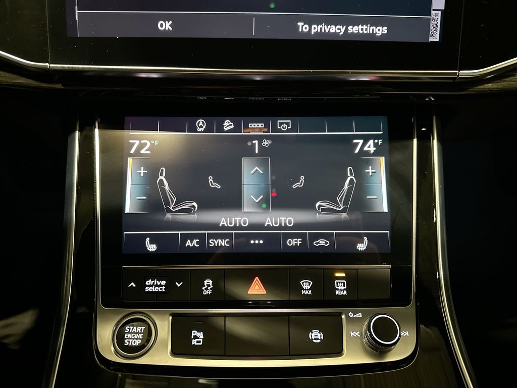 Thumbnail: 2025 Audi Q8 - 13