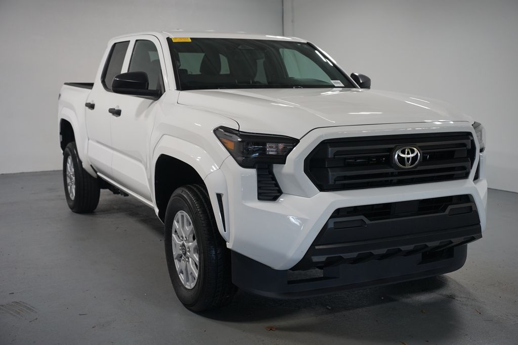 Thumbnail: 2025 Toyota Tacoma - 3