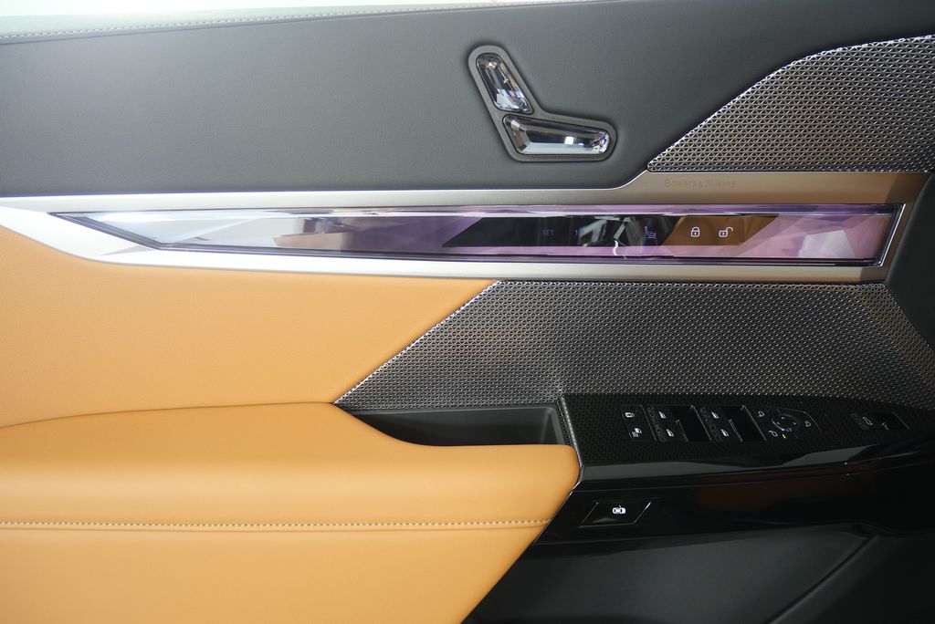 Thumbnail: 2025 BMW 7 Series - 9