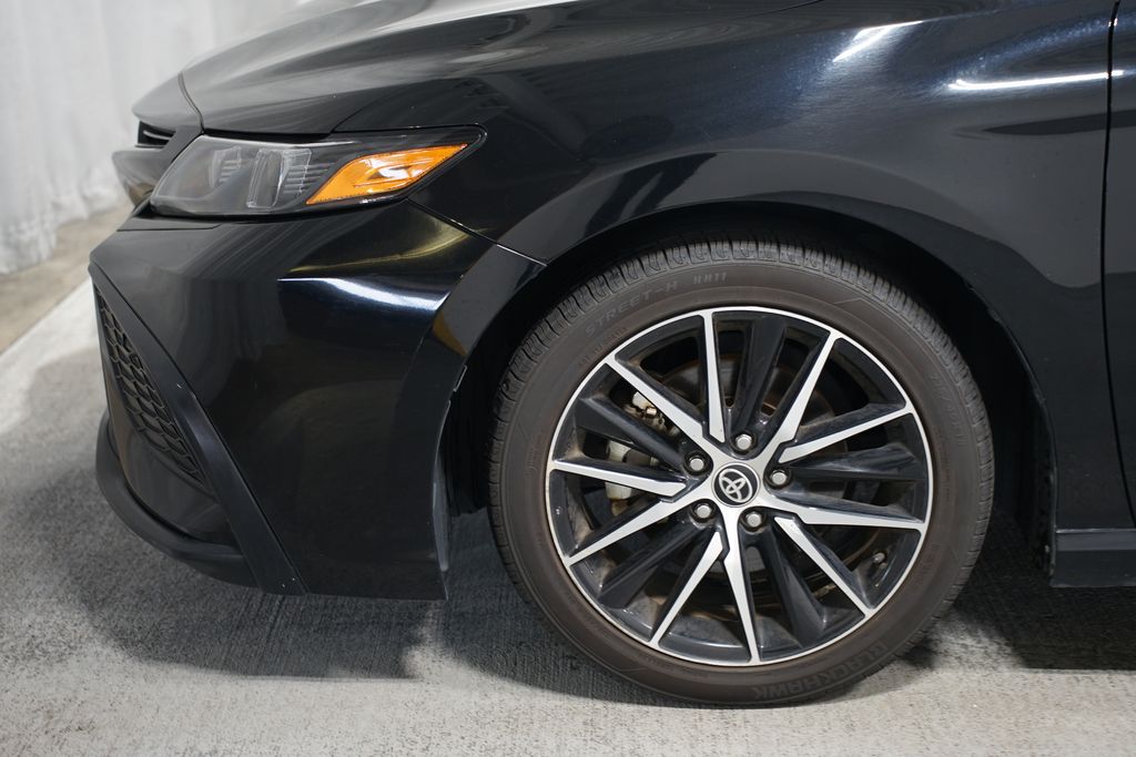 Thumbnail: 2023 Toyota Camry - 5