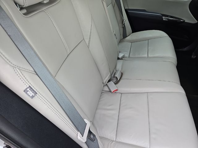 2013 Toyota Avalon Touring 29