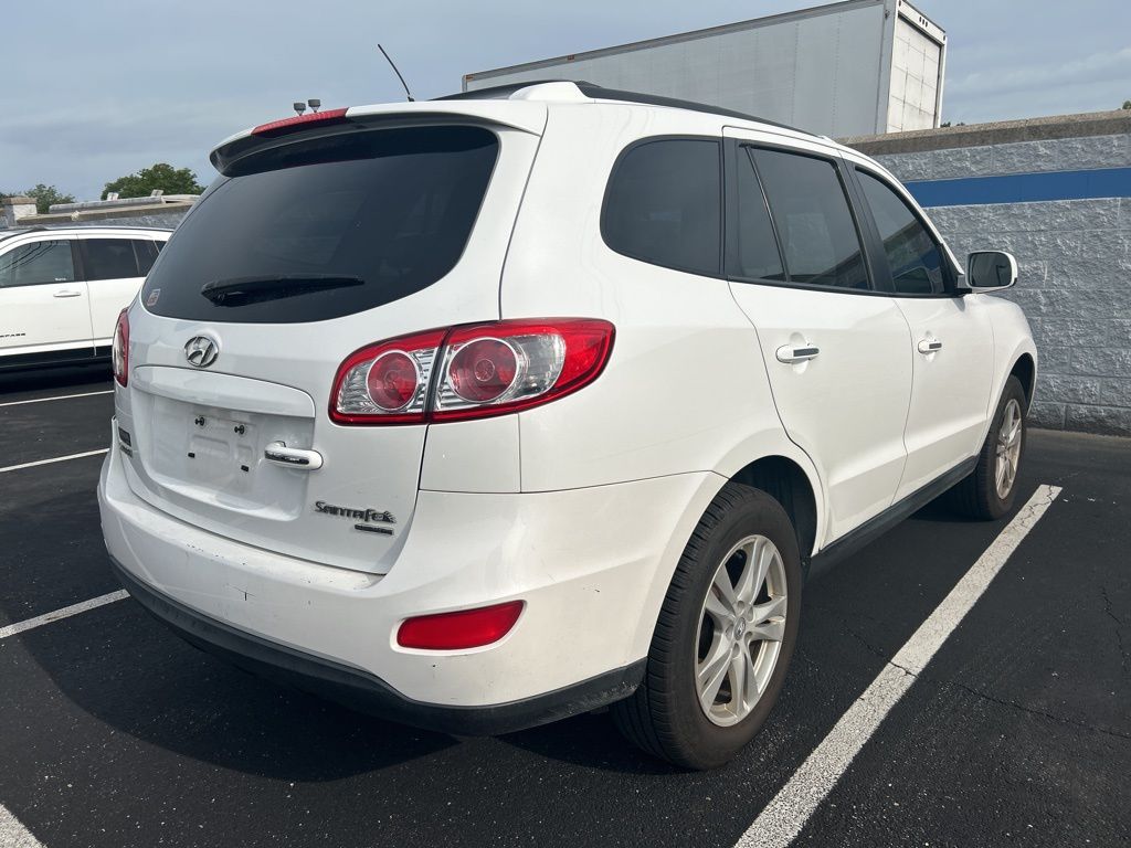 Thumbnail: 2011 Hyundai Santa Fe - 3