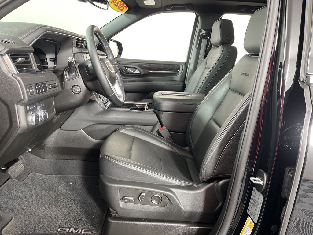 Thumbnail: 2024 GMC Yukon - 27