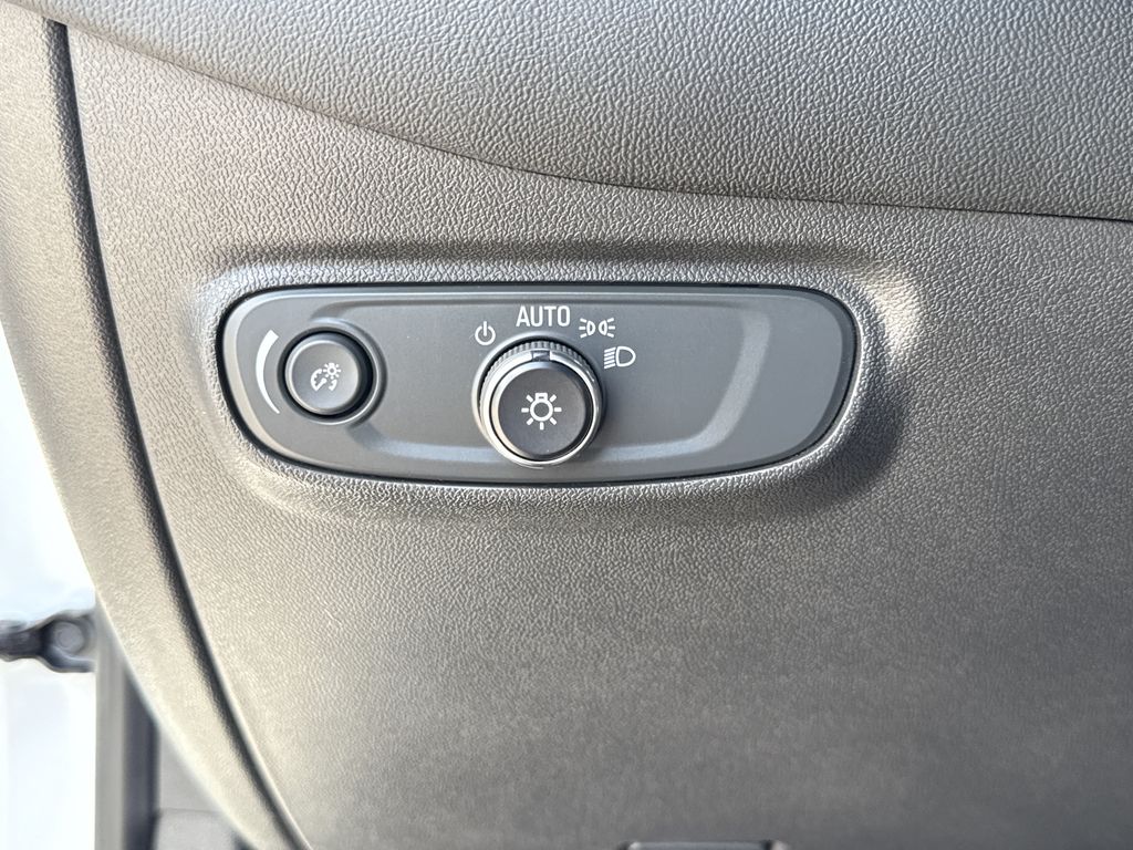 Used 2022 Chevrolet Equinox SUV