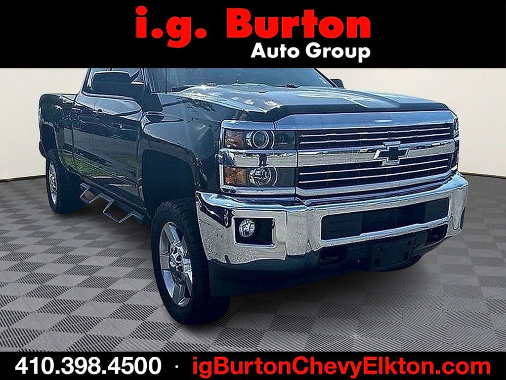 Black 2017 Chevrolet Silverado 2500HD Pickup Truck Four-Wheel Drive 6-Speed Automatic Overdrive