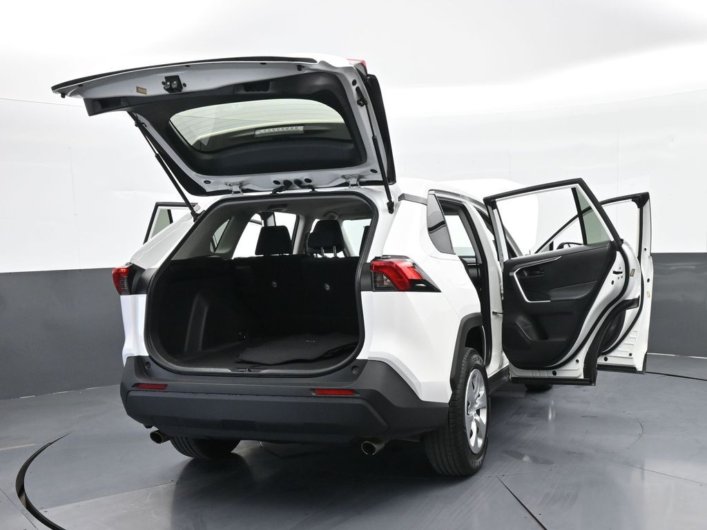 Used 2023 Ice Cap Toyota LE image 61