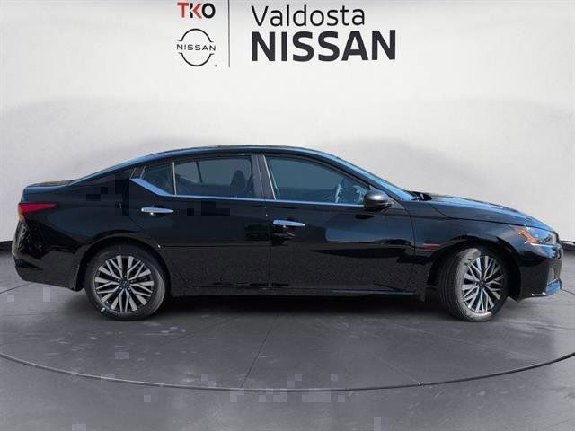 New 2025 Nissan Altima Sedan
