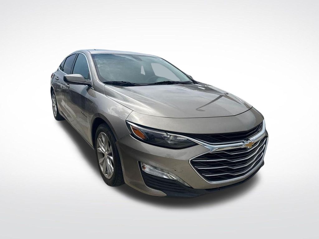 2022 Chevrolet Malibu LT FWD   