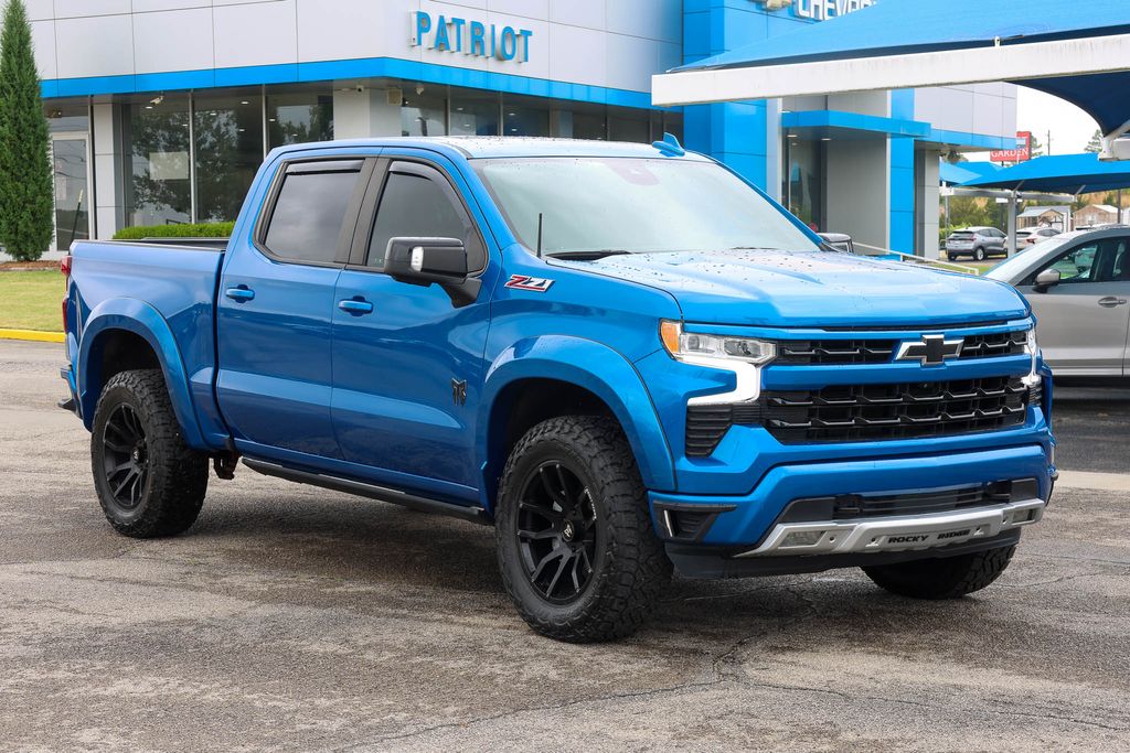 Glacier Blue Metallic 2022 Chevrolet Silverado 1500 Pickup Truck Four-Wheel Drive Automatic
