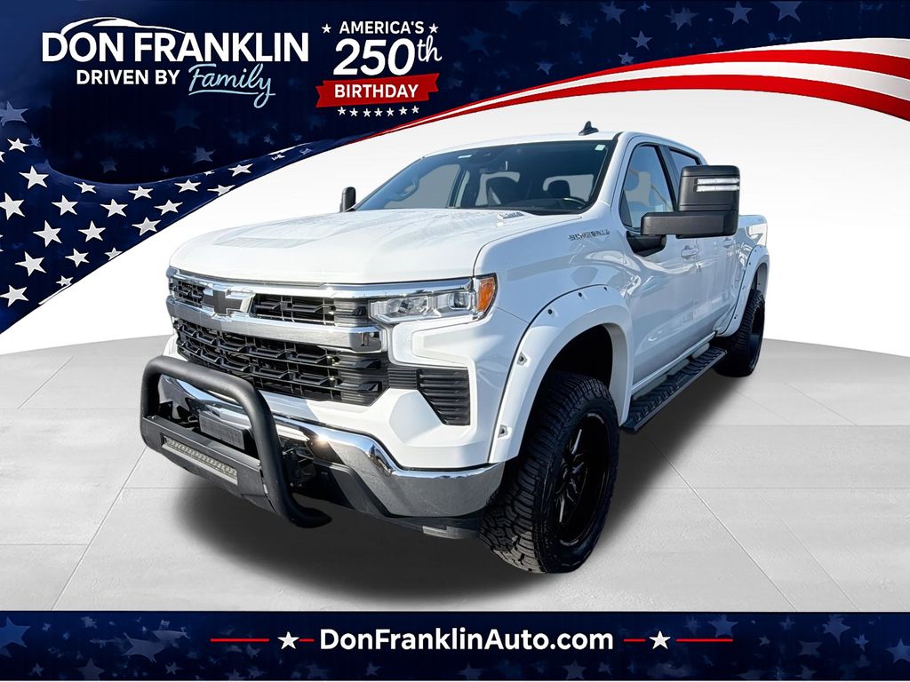 Summit White 2023 Chevrolet Silverado 1500 Pickup Truck Four-Wheel Drive Automatic