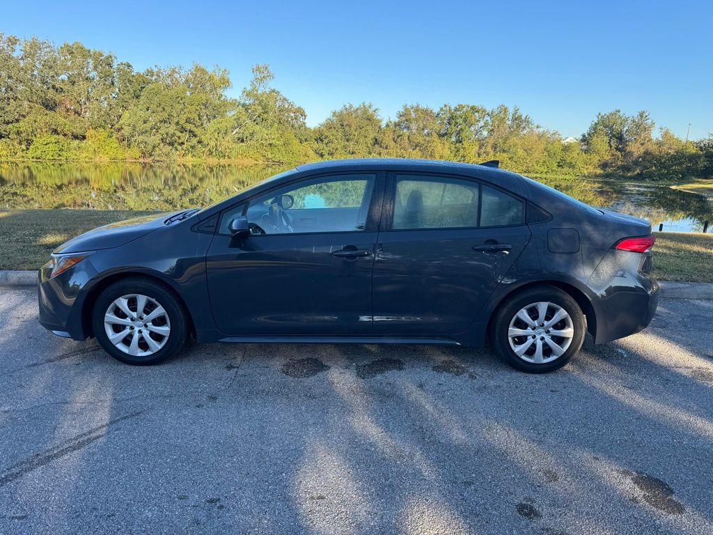 2024 Toyota Corolla LE 2