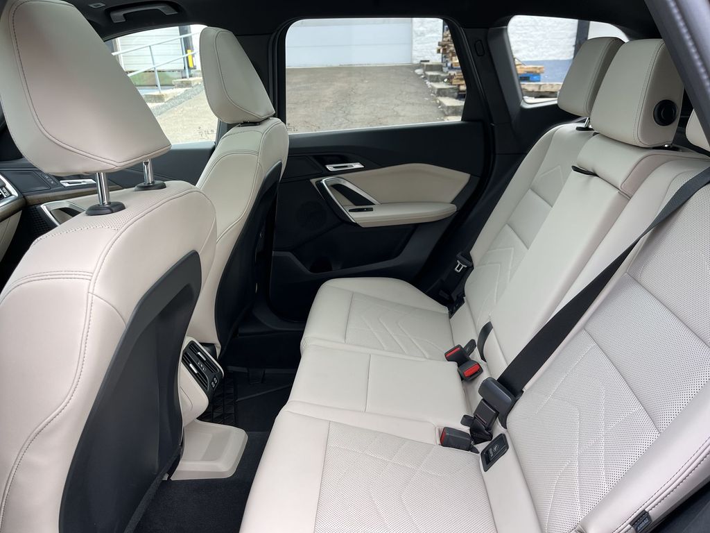 Thumbnail: 2025 BMW X1 - 22