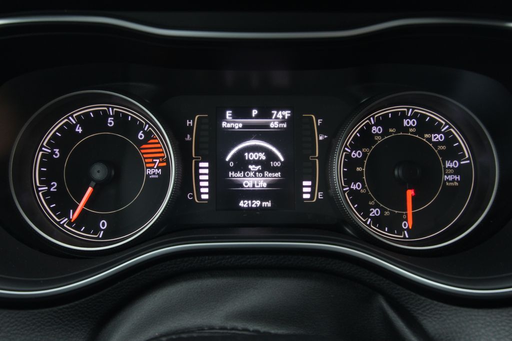 Used 2020 Jeep Cherokee SUV