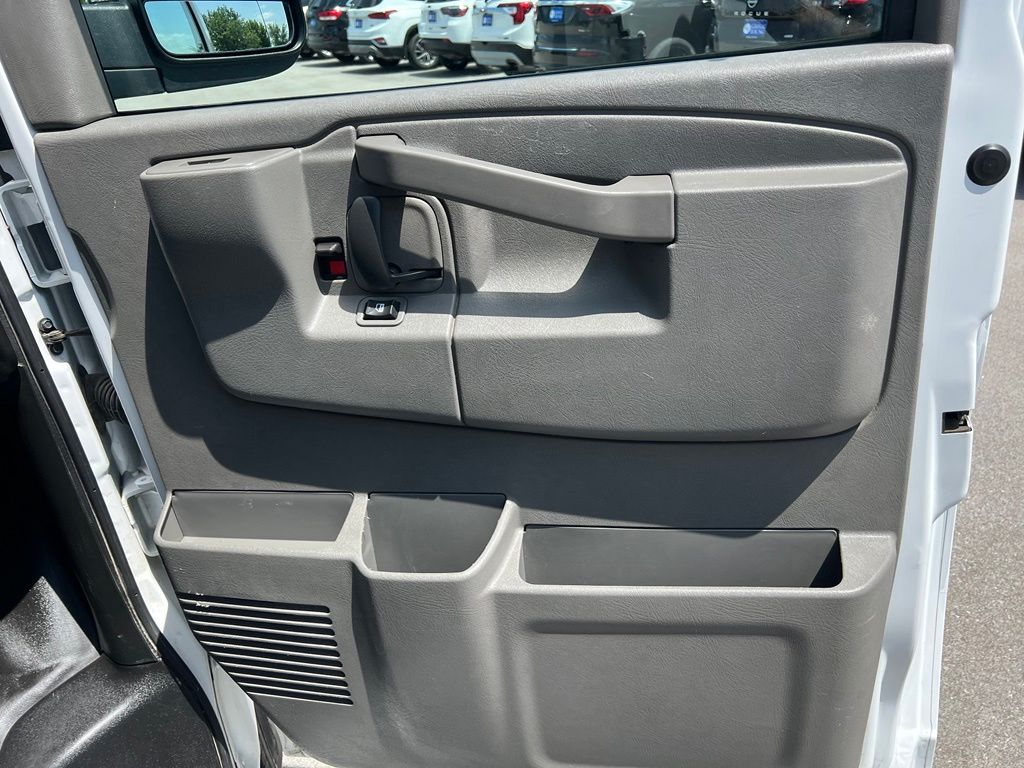 Used 2025 GMC Savana 2500 Van