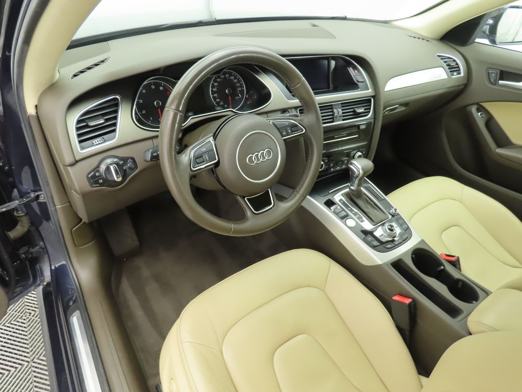 Thumbnail: 2015 Audi A4 - 9