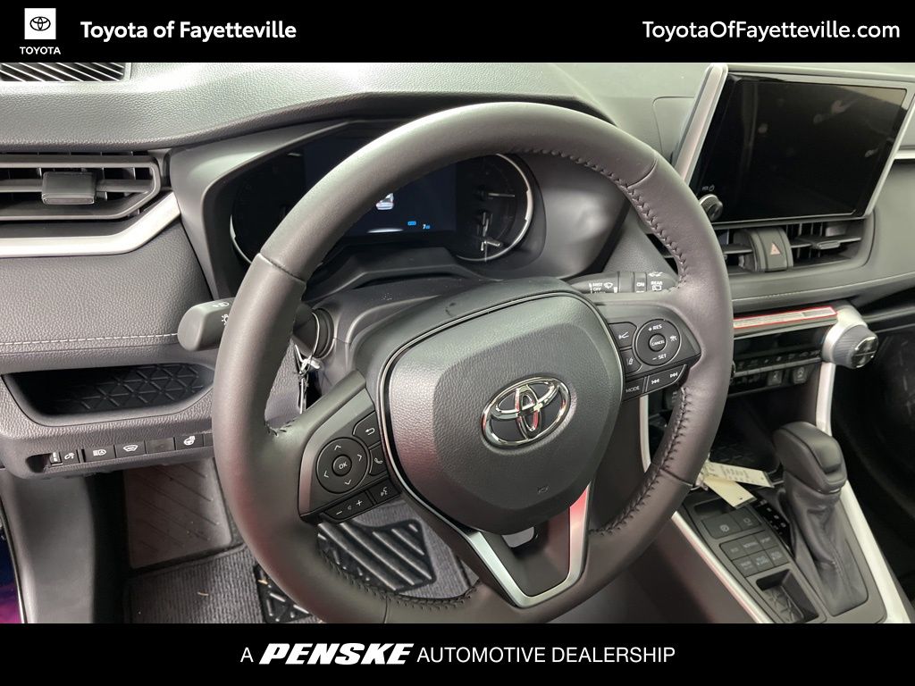 Thumbnail: 2025 Toyota RAV4 - 26