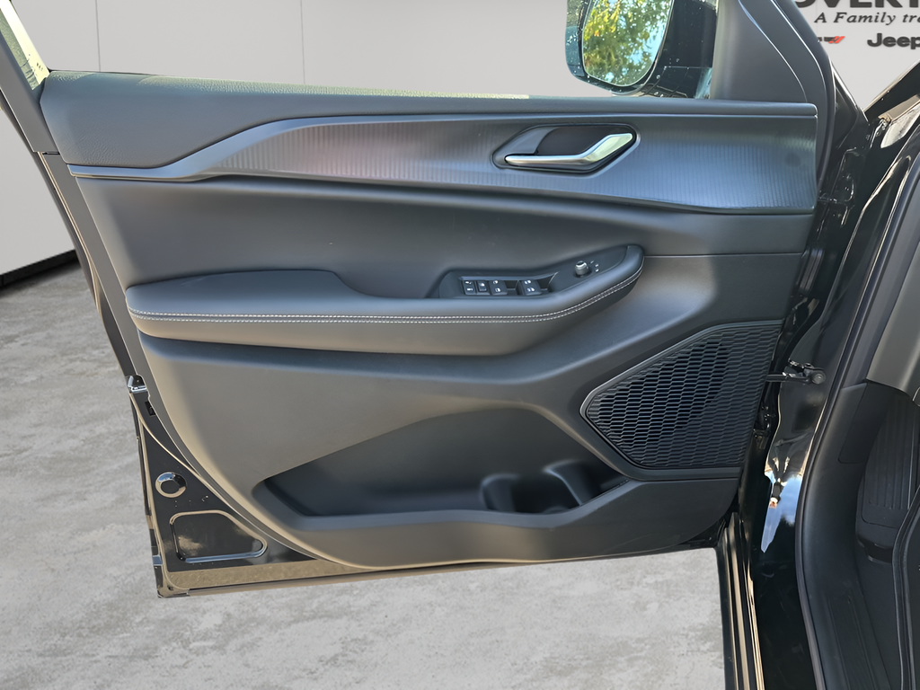 New Car 2025 Jeep Grand Cherokee  For Sale Under $50,000 In Austin, Texas