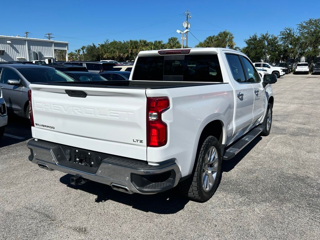 2021 Chevrolet Silverado 1500 LTZ 3