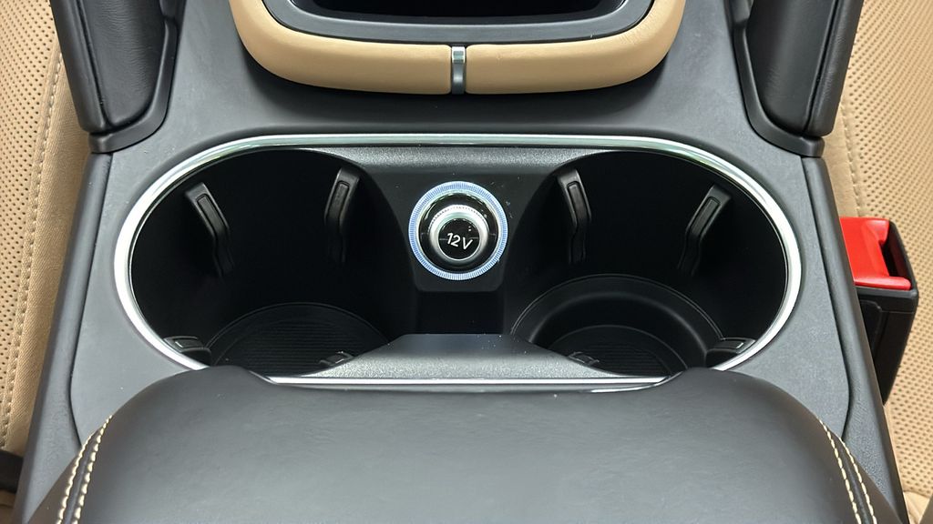 2022 Porsche   31
