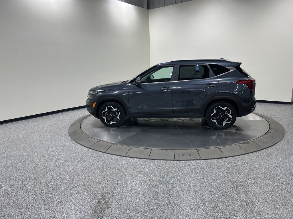 used 2024 Kia Seltos car, priced at $23,794