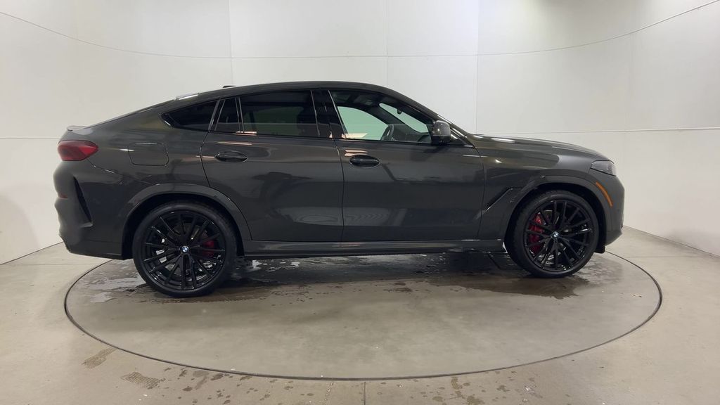 Thumbnail: 2026 BMW X6 - 9
