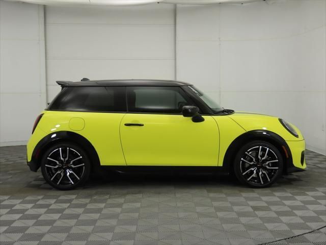 Thumbnail: 2026 MINI Cooper - 4