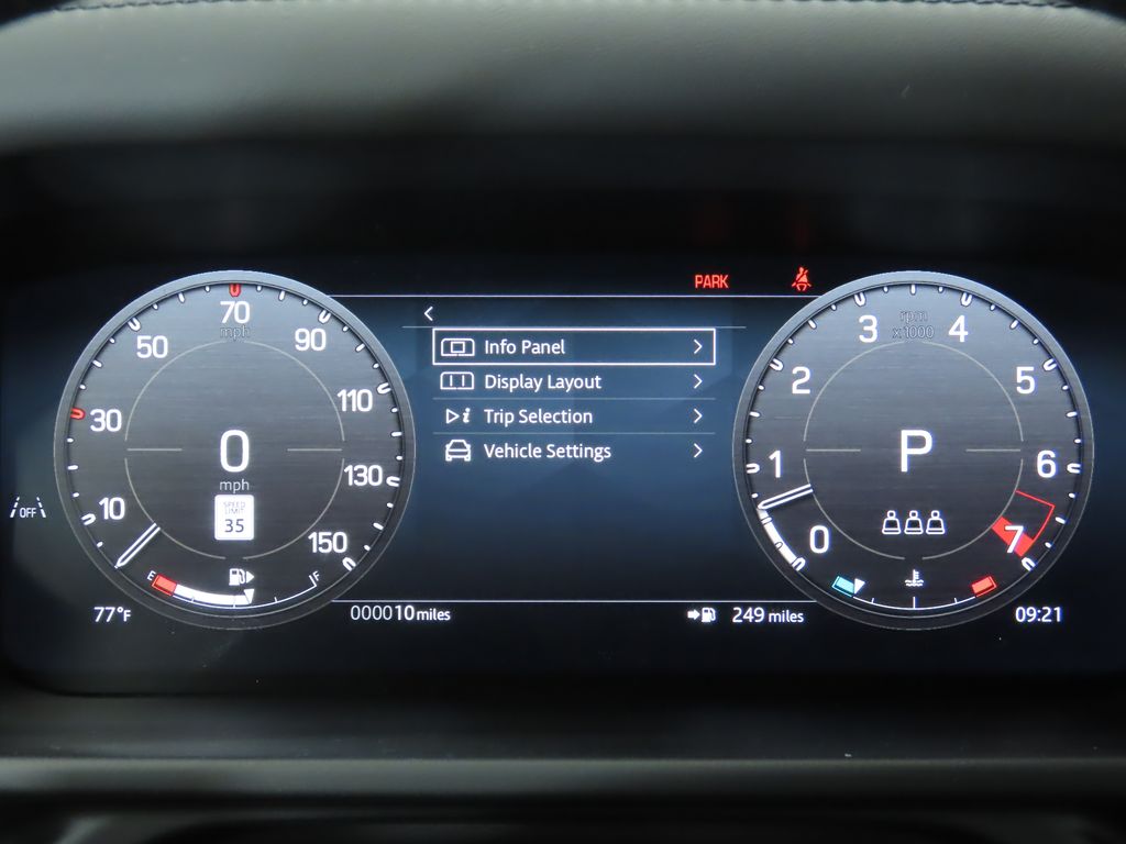 2025 Land Rover Defender 110 31