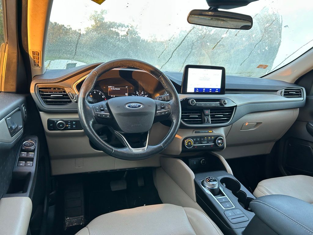 Thumbnail: 2020 Ford Escape - 11