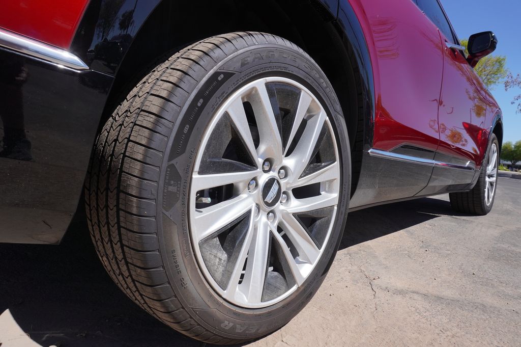 View vehicle photo 6