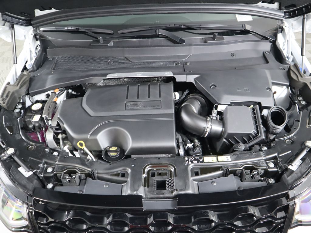 Thumbnail: 2024 Land Rover Discovery Sport - 30