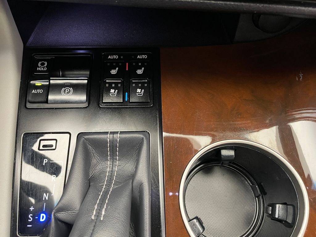 2019 Lexus RX Hybrid 450h 28