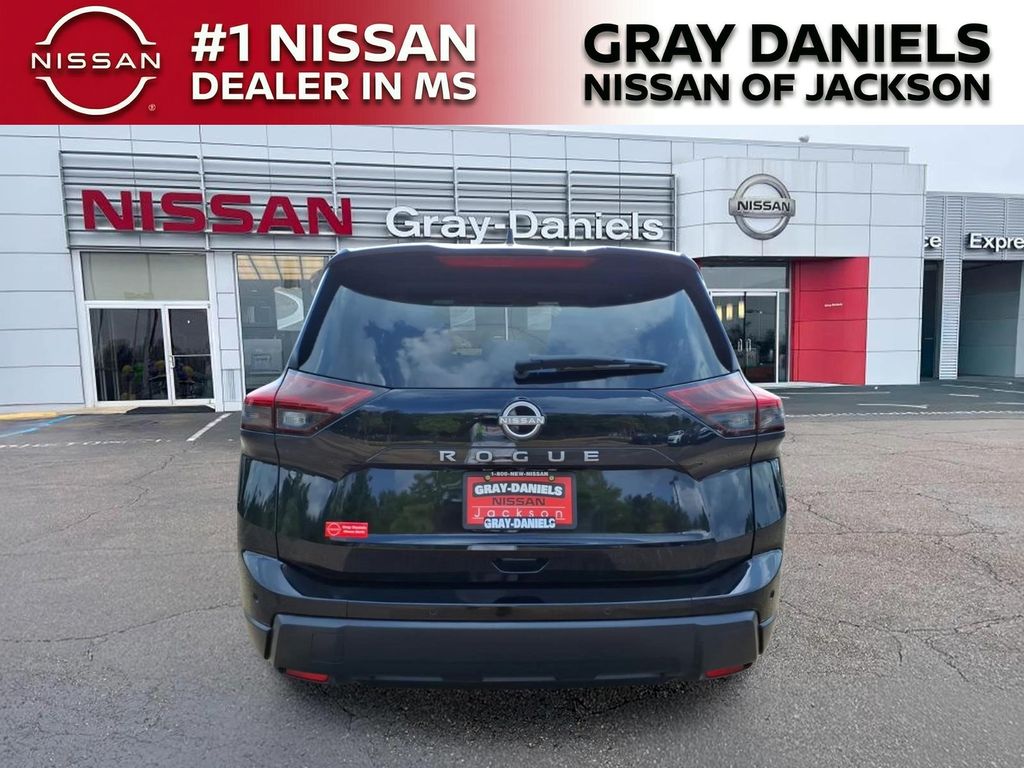 Used 2025 Nissan Rogue SUV