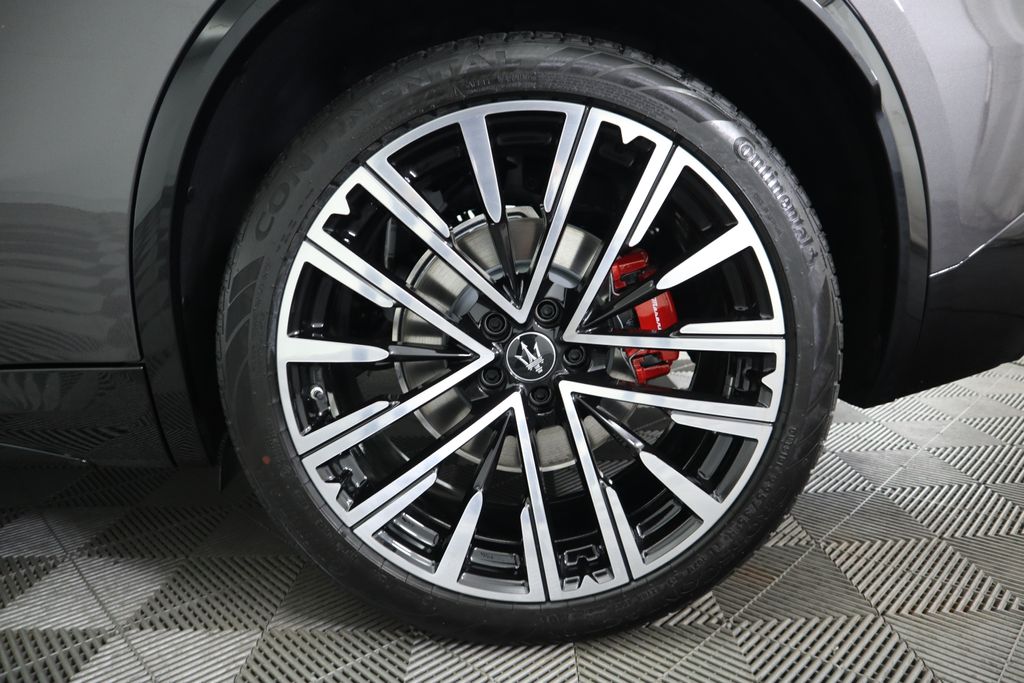 Thumbnail: 2025 Maserati Grecale - 31