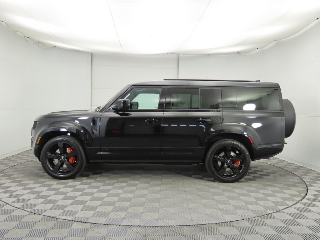 Thumbnail: 2025 Land Rover Defender - 8