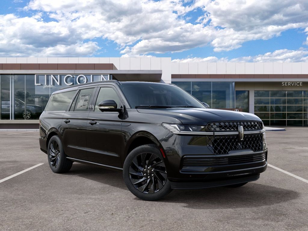 Thumbnail: 2027 Lincoln Navigator L - 4