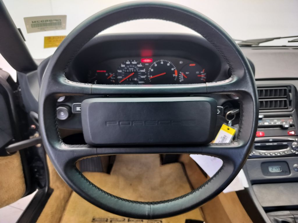 Thumbnail: 1988 Porsche 928 - 15