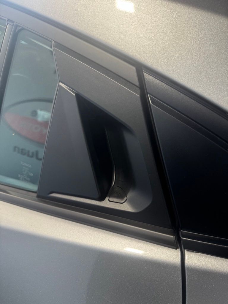 Thumbnail: 2025 Toyota Prius - 21