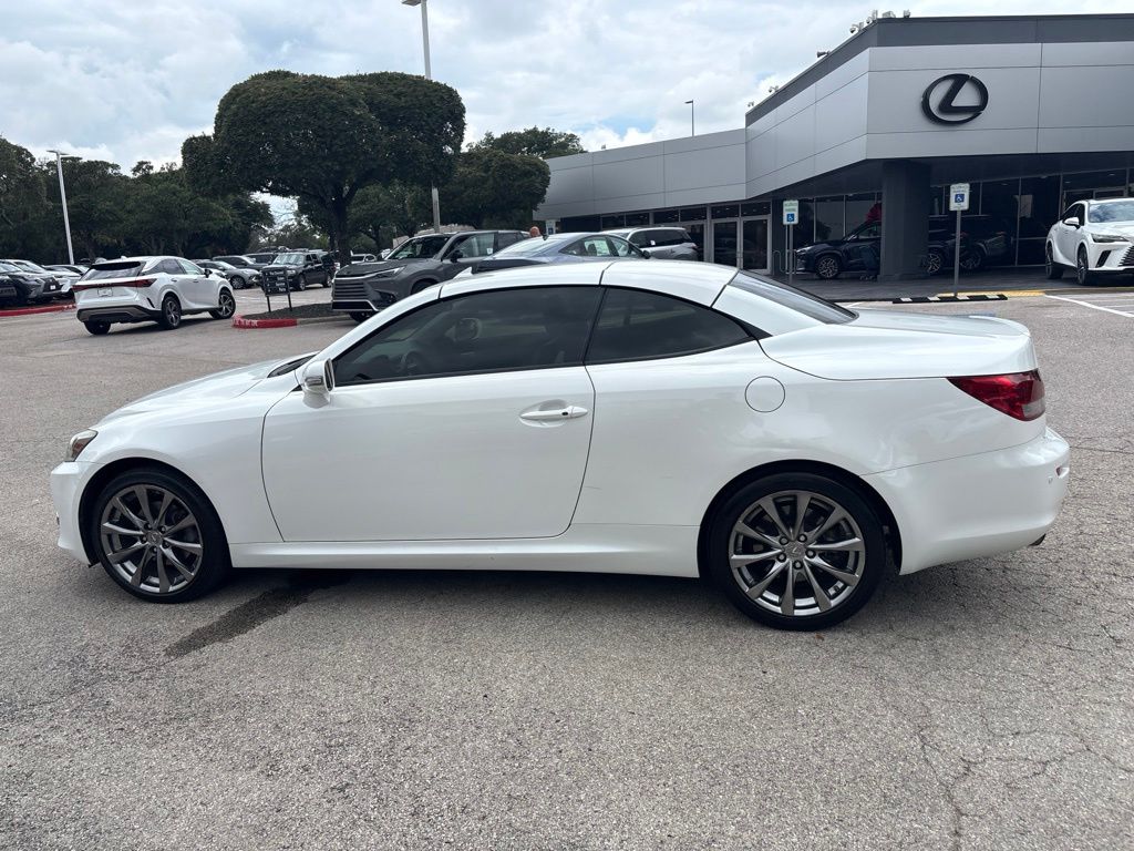 Thumbnail: 2014 Lexus IS - 2