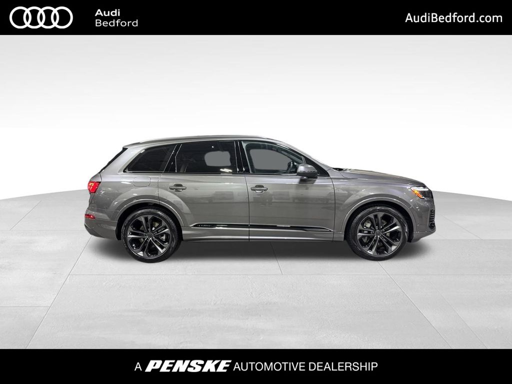 Thumbnail: 2026 Audi Q7 - 7