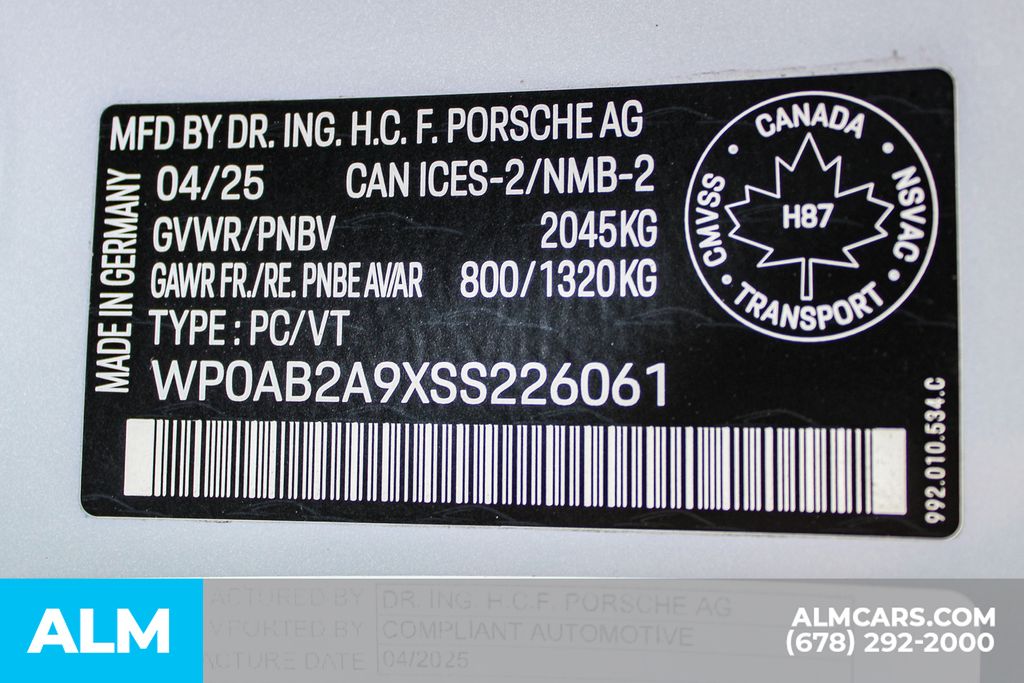 Used 2025 White Porsche Carrera GTS image 40