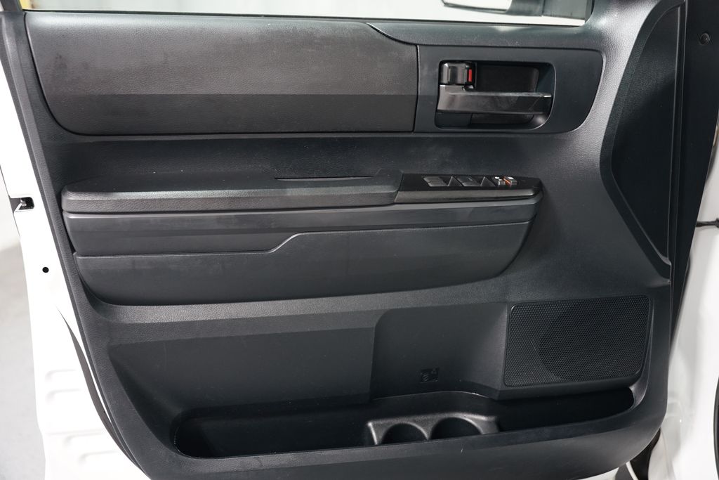 2017 Toyota Tundra SR5 25