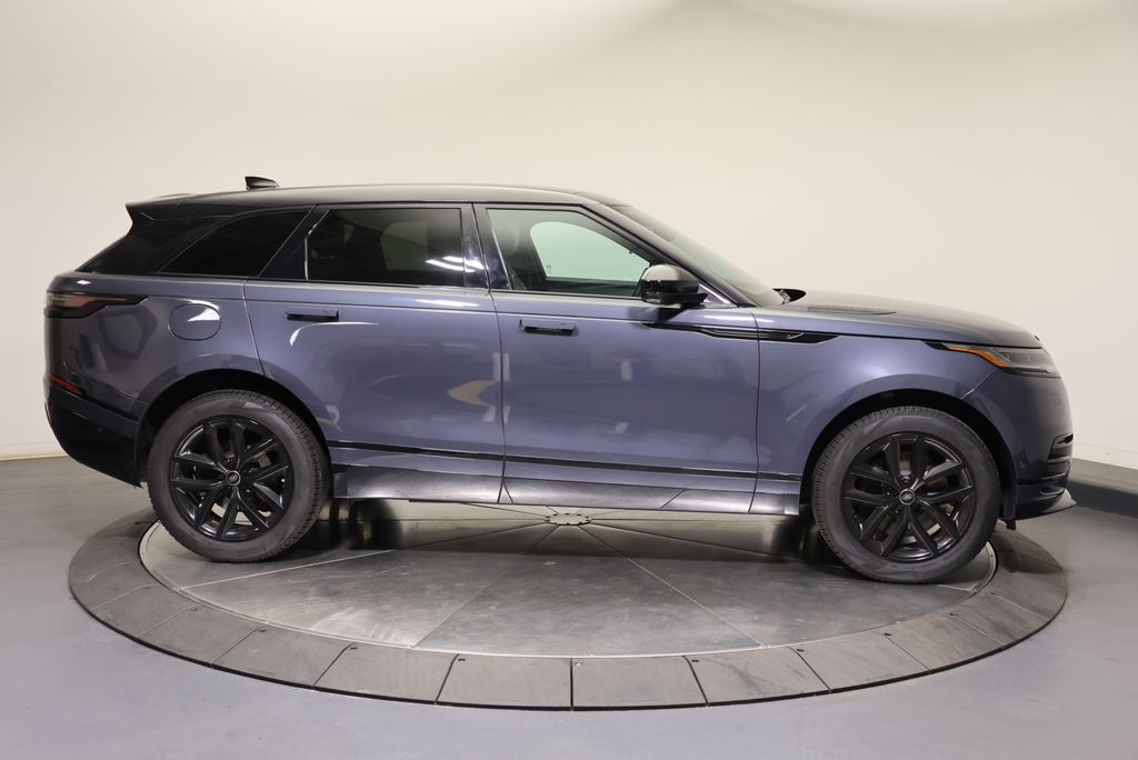 Thumbnail: 2026 Land Rover Range Rover Velar - 6