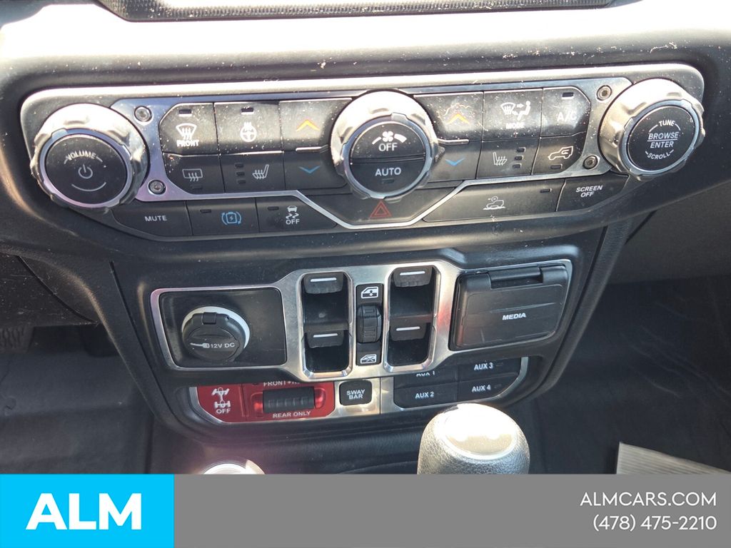 Used 2021 Green Jeep Unlimited Rubicon 4xe image 22