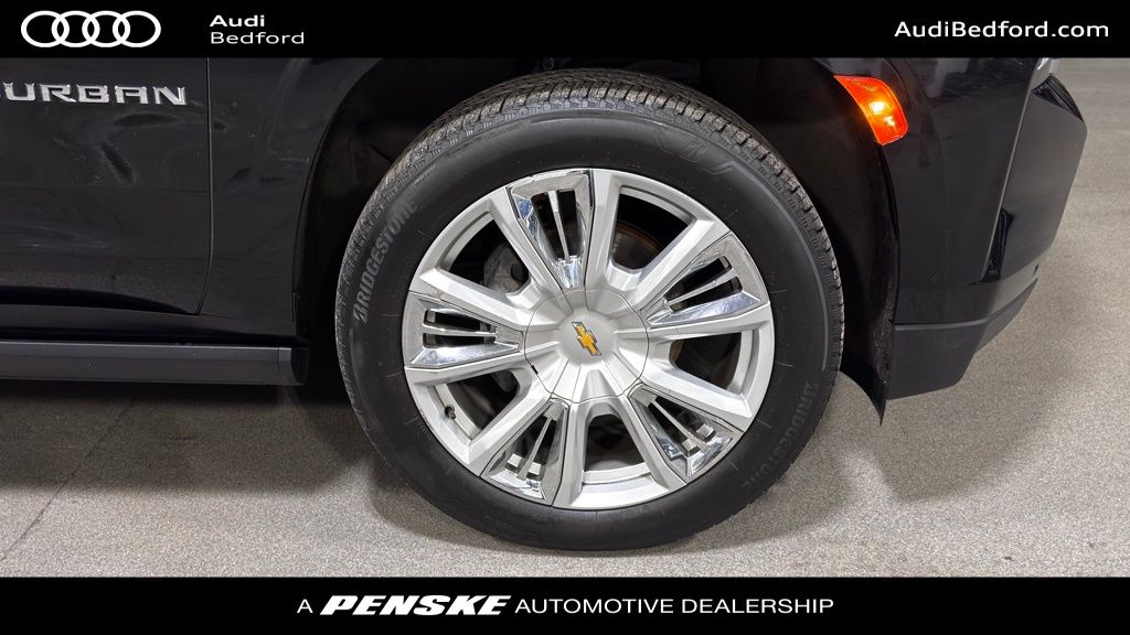 Thumbnail: 2022 Chevrolet Suburban - 9