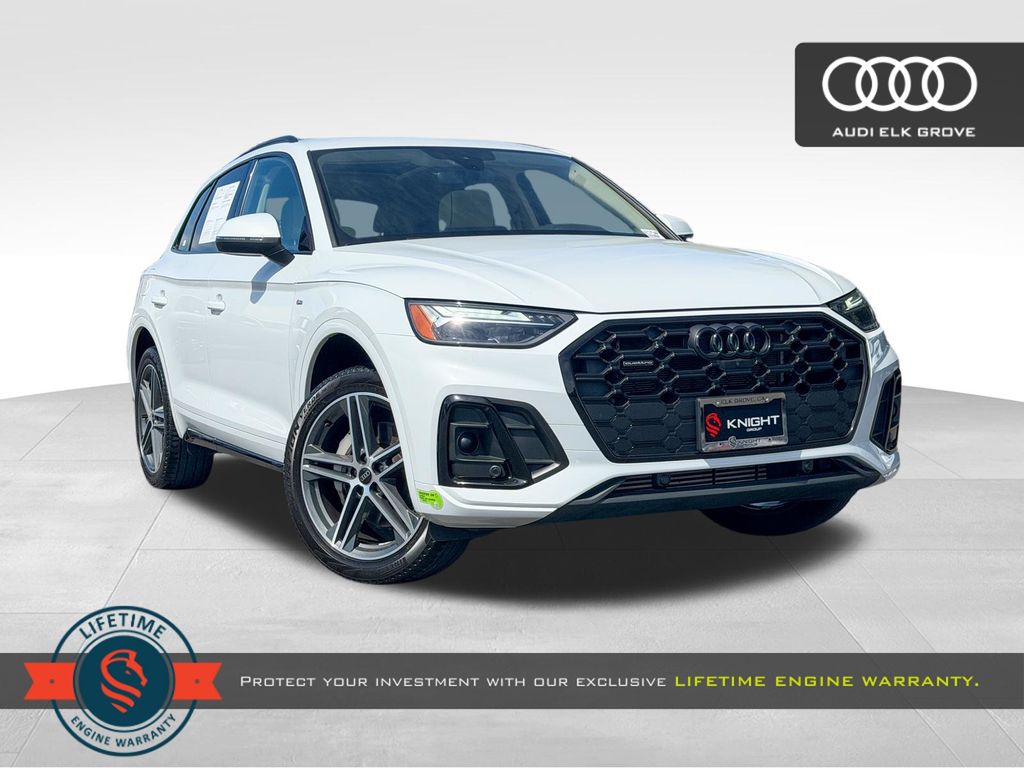 Glacier White 2023 Audi Q5 Hybrid Plug-in e quattro Premium Plus S Line AWD SUV / Crossover All-Wheel Drive 7-Speed Automatic