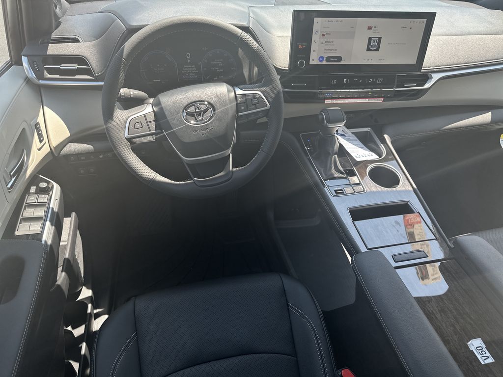 New 2026 Toyota Sienna Van