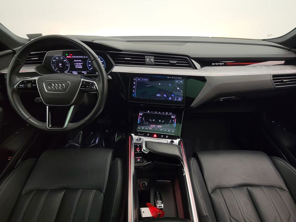 Thumbnail: 2024 Audi Q8 e-tron - 17