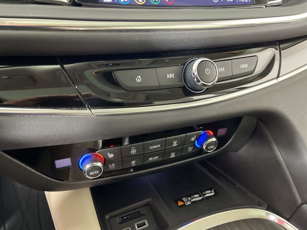 Thumbnail: 2022 Buick Enclave - 32